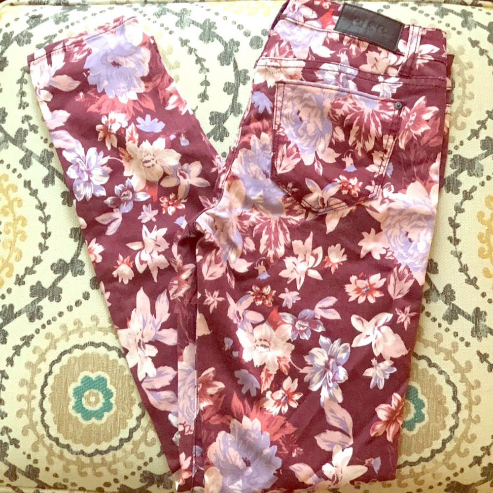 Floral Patterned Skinny Jeans
